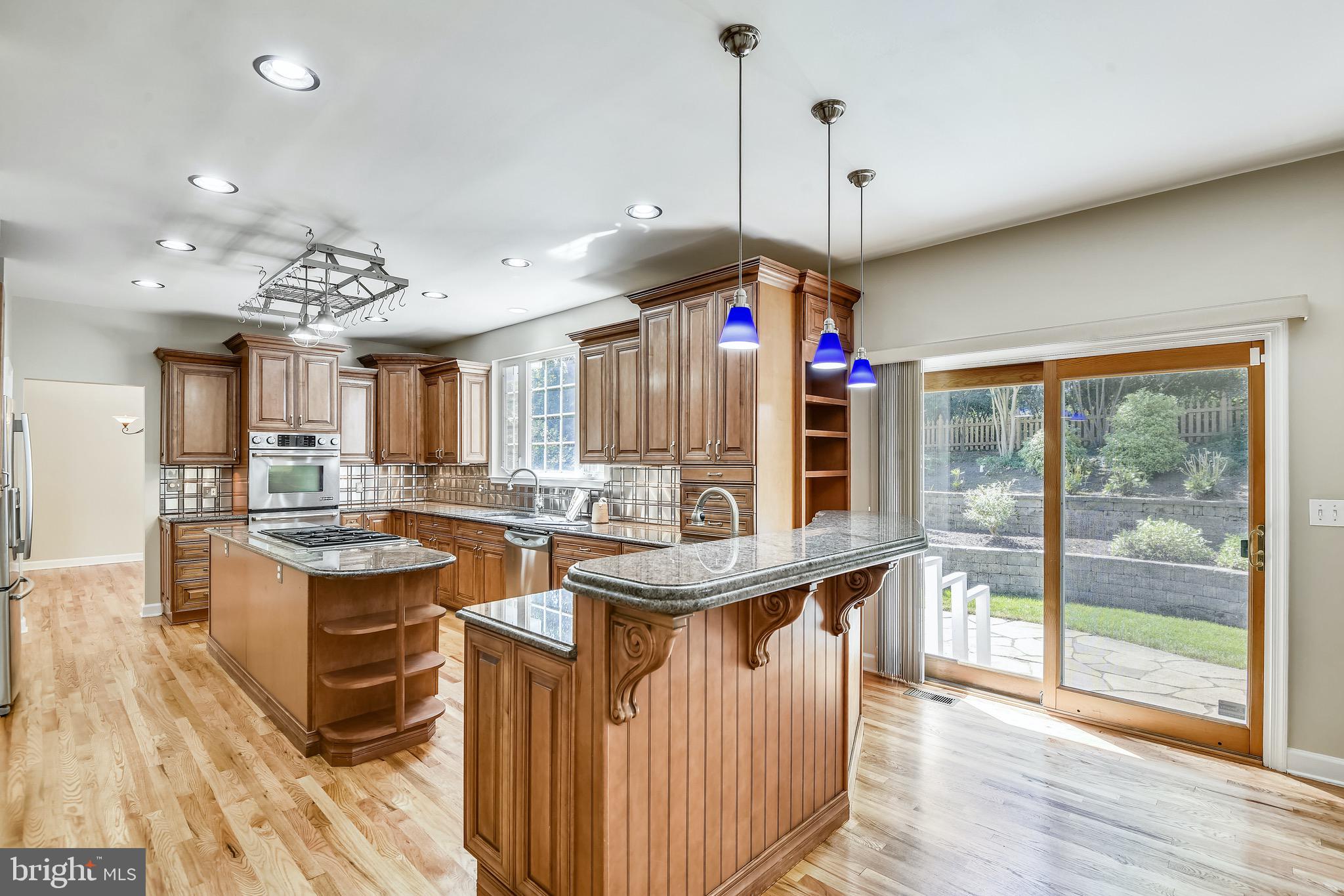 2691 Carrollton Road Annapolis, MD 21403 - Photo 2 of 42 Gourmet kitchen with eat in bar seating