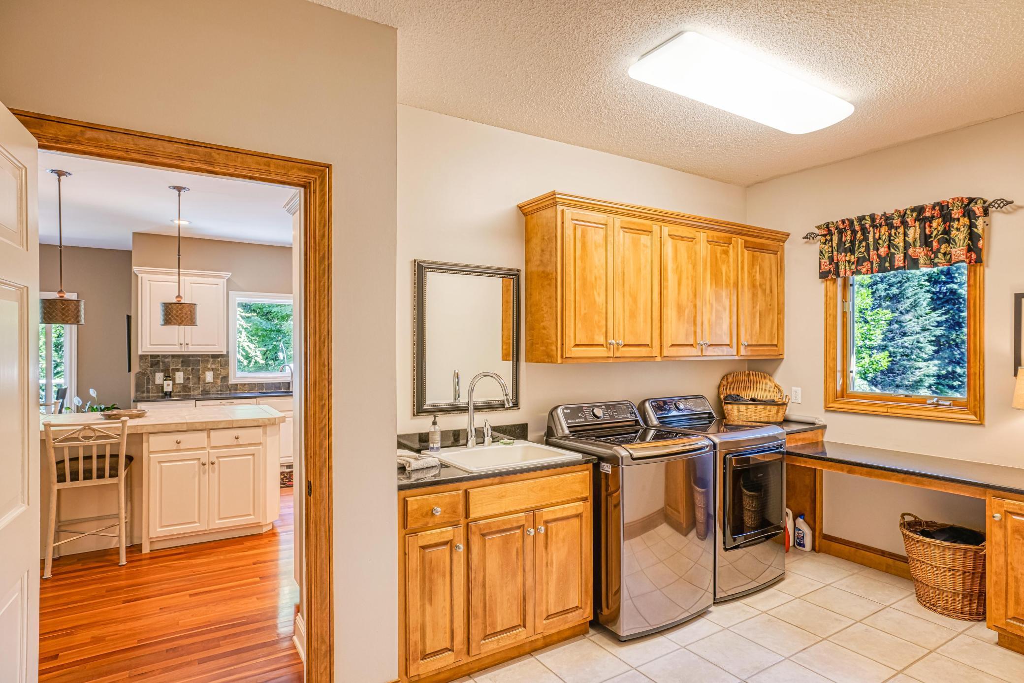 14638 Boulder Pointe Road Eden Prairie, MN 55347 - Photo 13 of 31