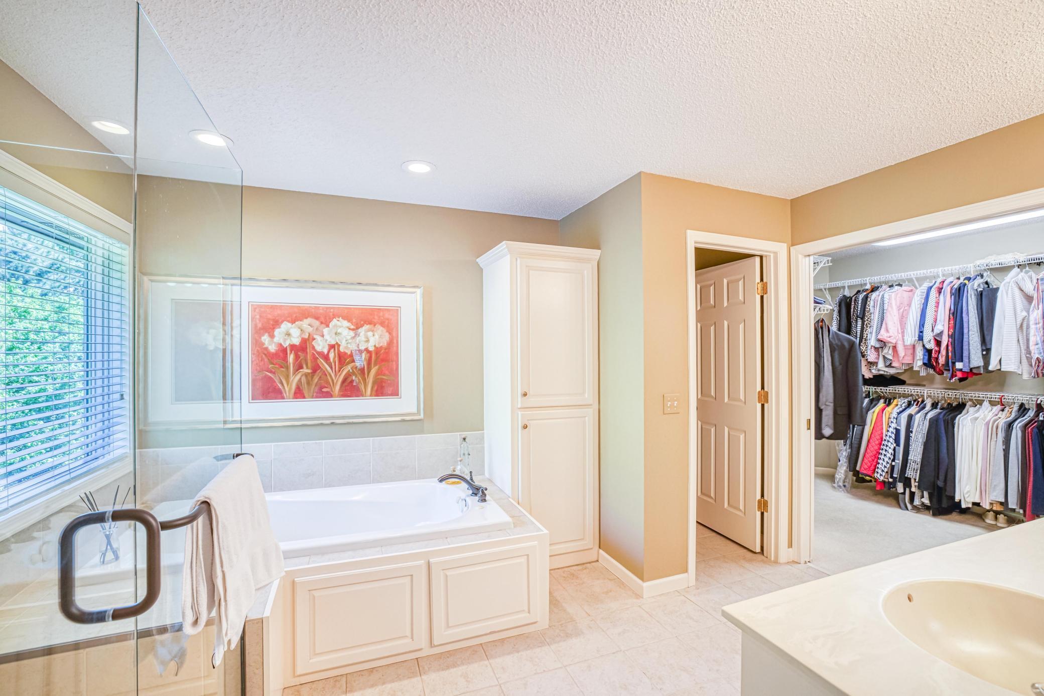 14638 Boulder Pointe Road Eden Prairie, MN 55347 - Photo 25 of 31