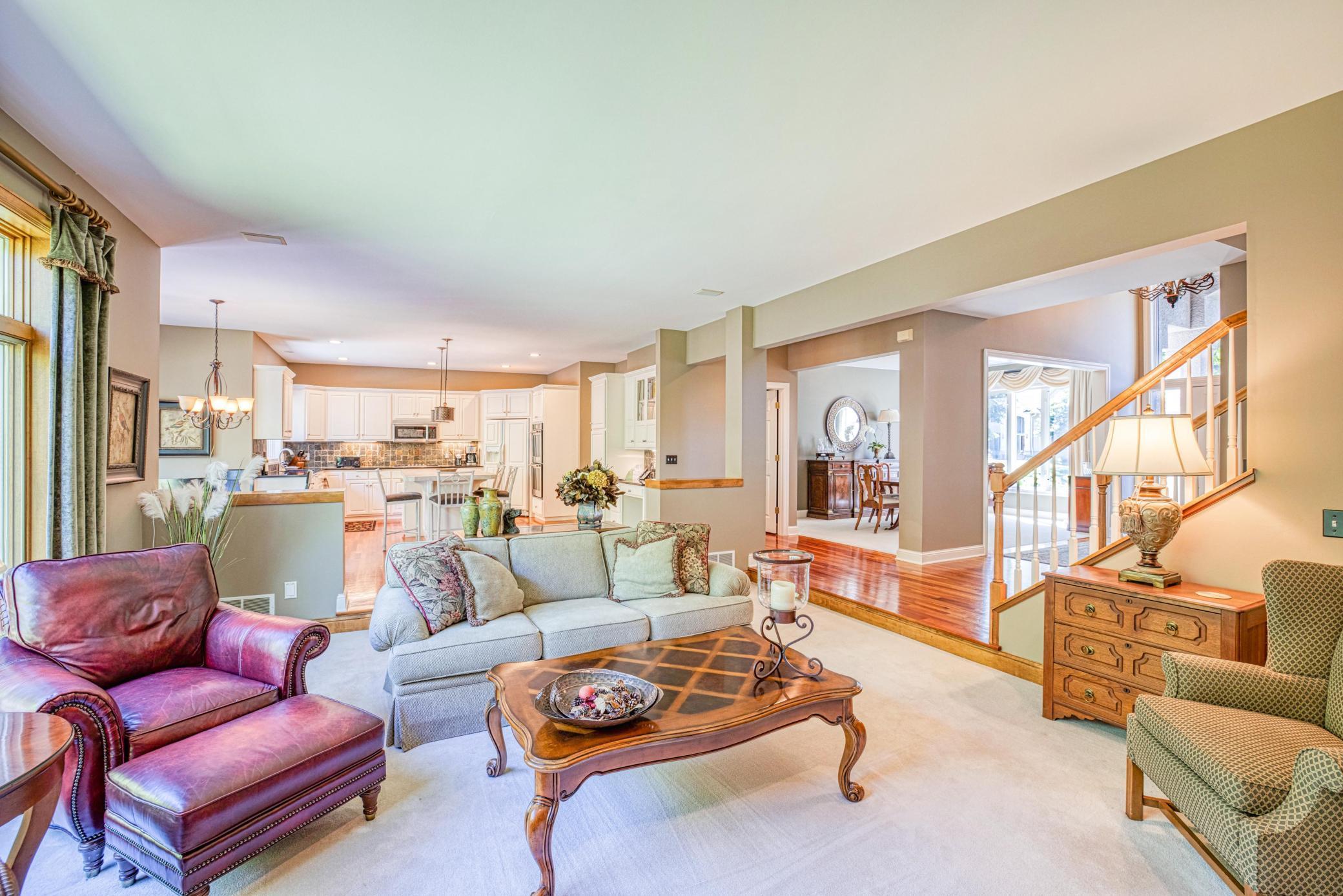 14638 Boulder Pointe Road Eden Prairie, MN 55347 - Photo 10 of 31