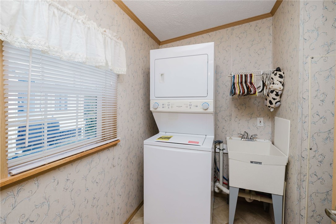 18 Mockingbird Lane Tiverton, RI 02878 - Photo 21 of 32
