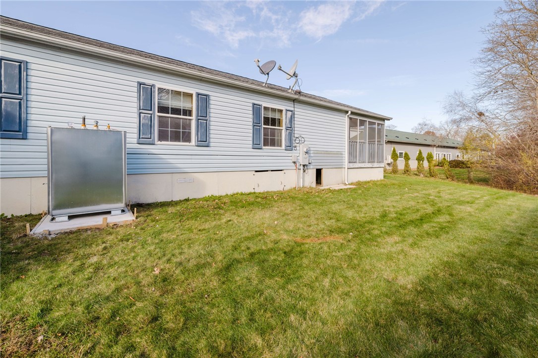 18 Mockingbird Lane Tiverton, RI 02878 - Photo 26 of 32