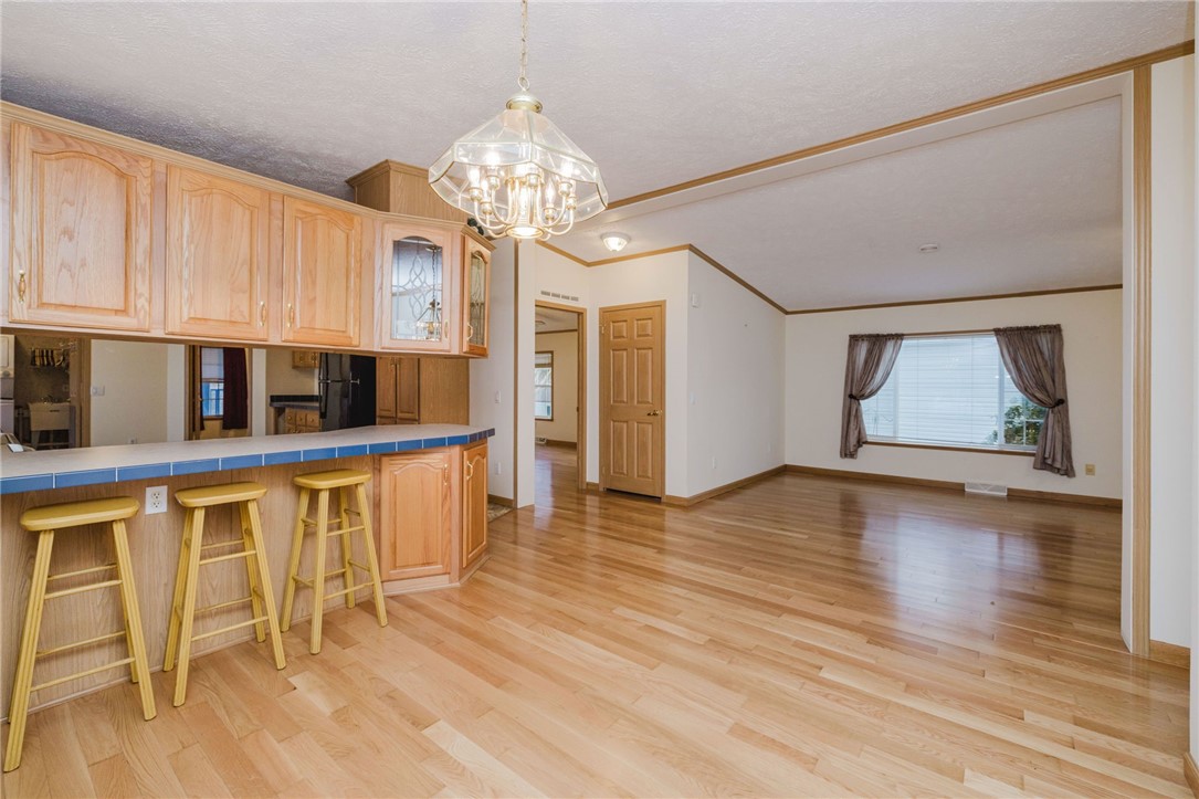 18 Mockingbird Lane Tiverton, RI 02878 - Photo 9 of 32