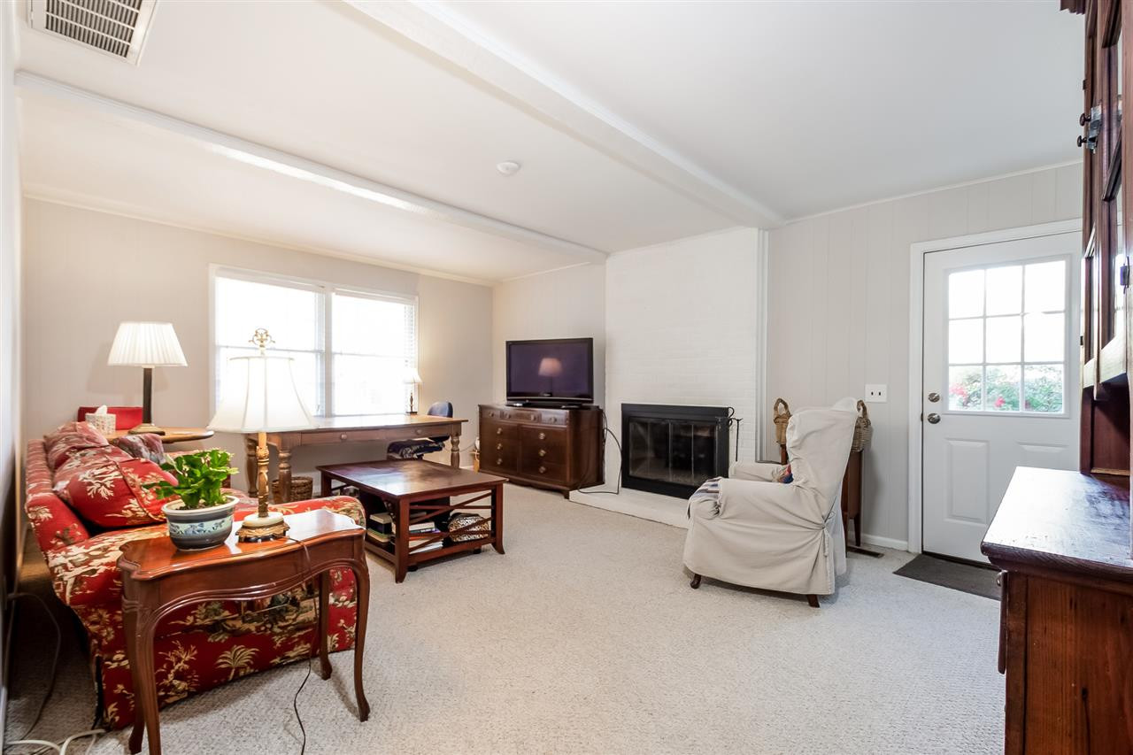 5908 Caledonia Street Raleigh, NC 27609 - Photo 12 of 25 Photo 12