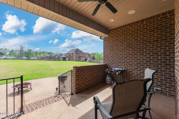 $1,100,000 | 22 Arbor Ridge Cove, Jackson, TN 38305