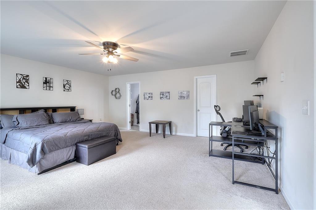 909 River Crossing Jefferson, GA 30549 - Photo 15 of 29