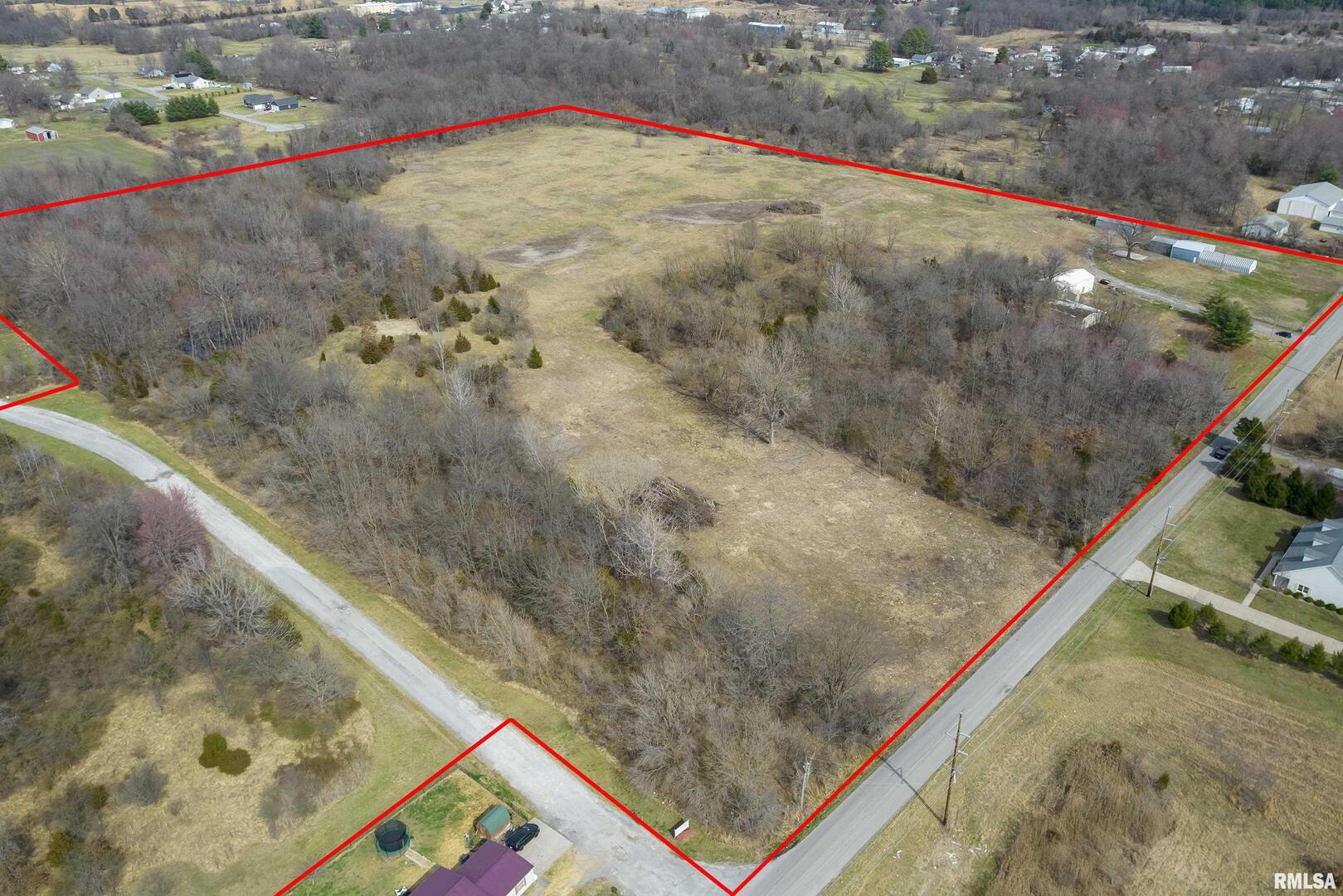 1408 Longstreet Road Marion, IL 62959 - Photo 3 of 7