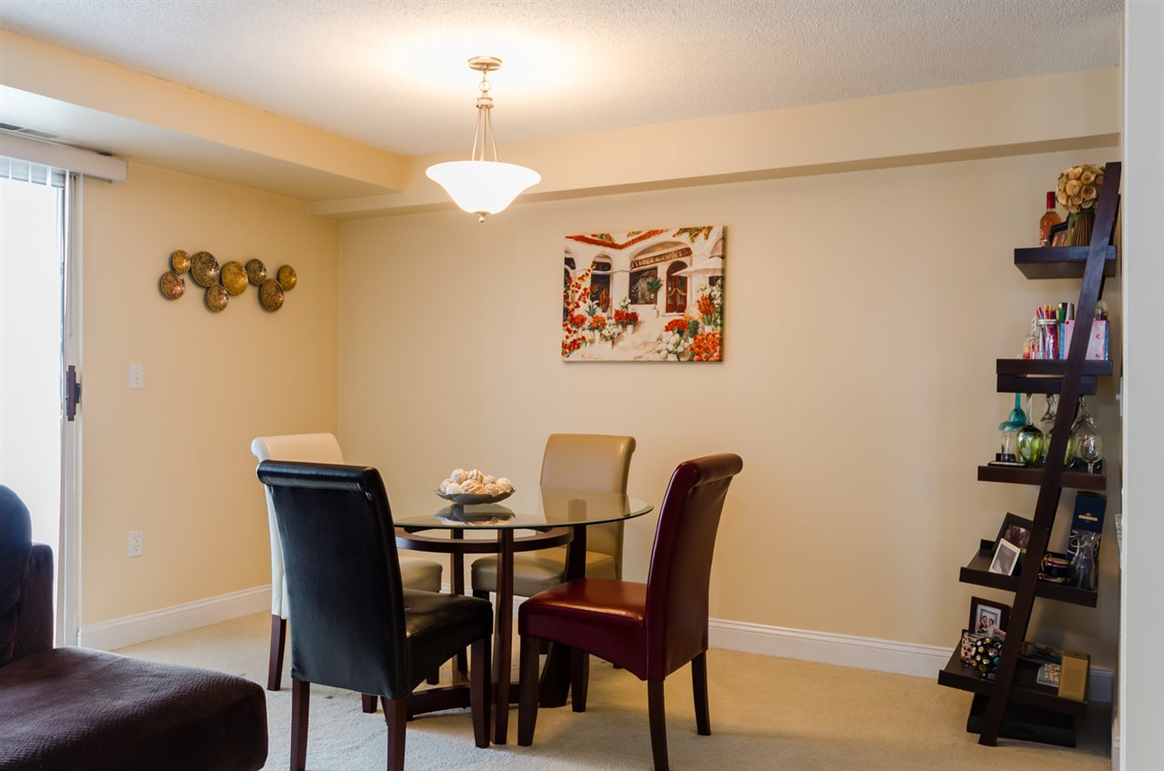 154 Cannongate III Road Nashua, NH 03063 - Photo 4 of 29 Gallery Image 4