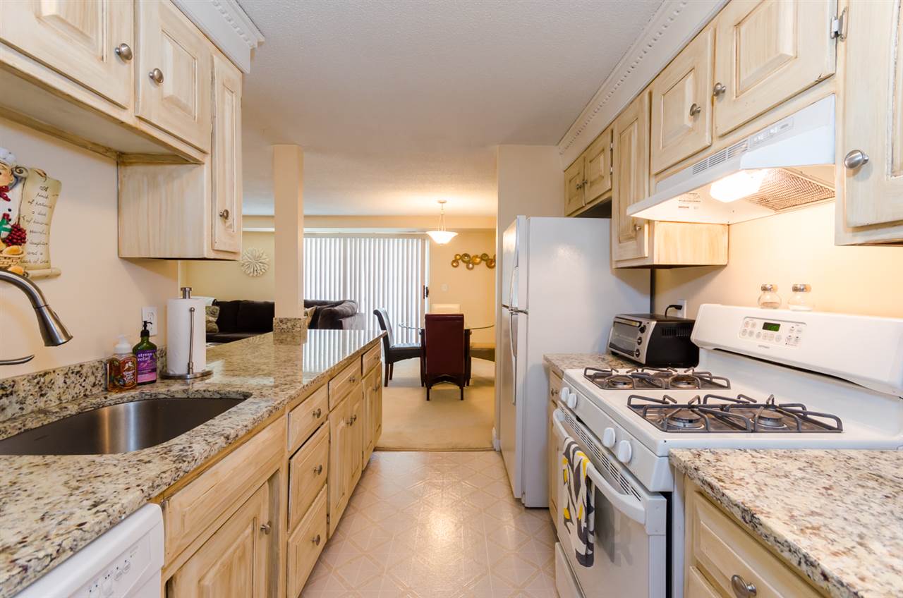 154 Cannongate III Road Nashua, NH 03063 - Photo 5 of 29 Gallery Image 5