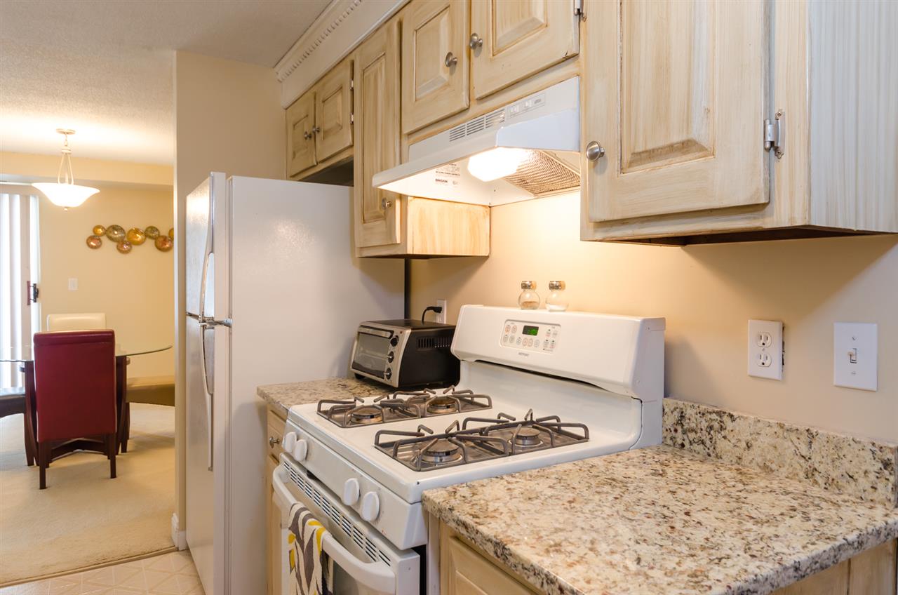 154 Cannongate III Road Nashua, NH 03063 - Photo 7 of 29 Gallery Image 7
