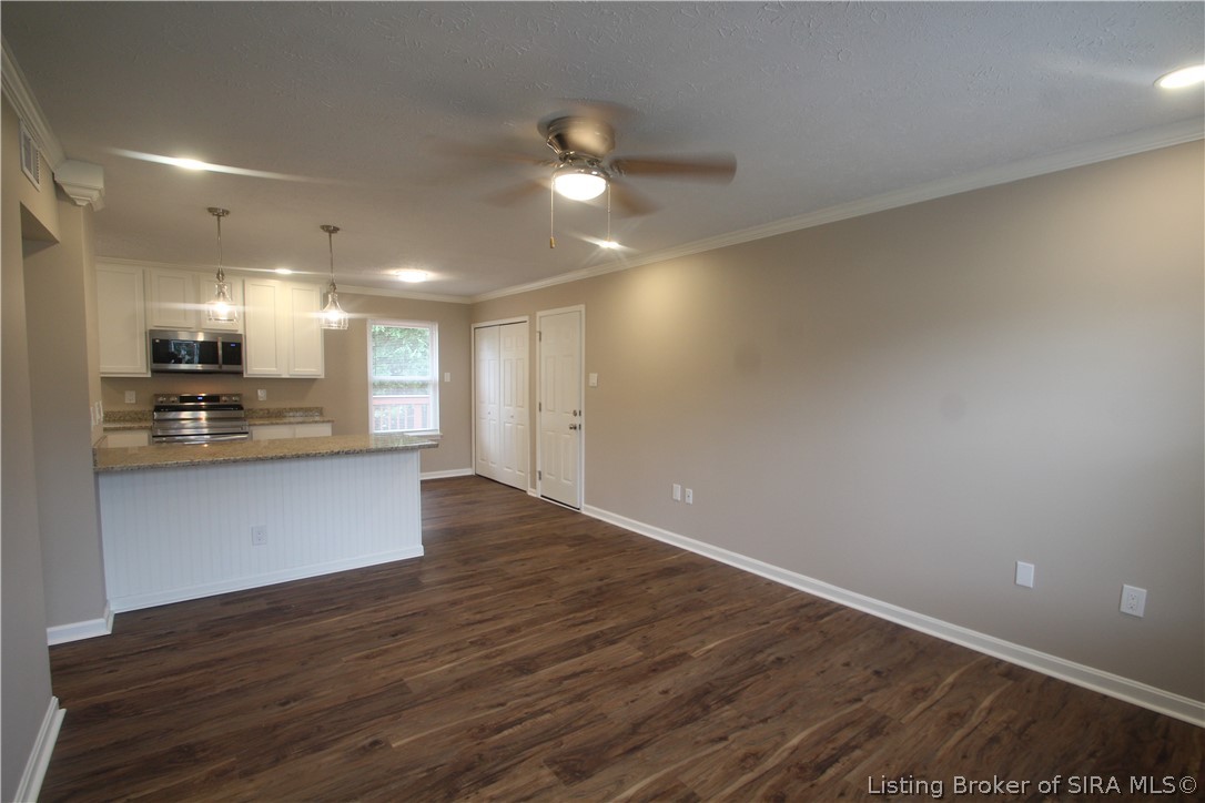 9165 High Street Georgetown, IN 47122 - Photo 11 of 29