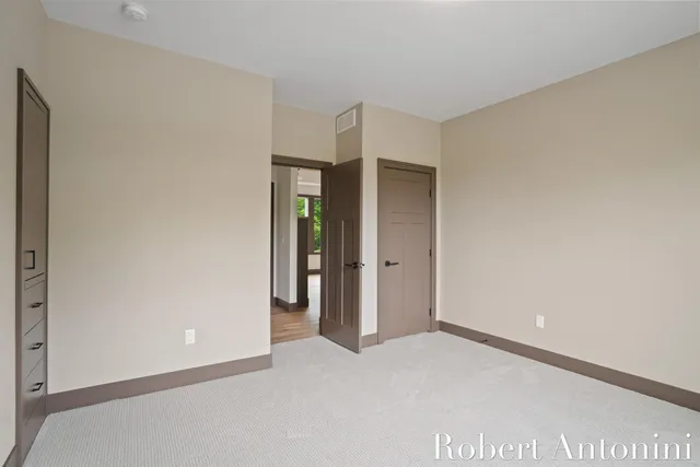 $660,000 | 6691 Egan Avenue Southeast, Caledonia, MI 49316