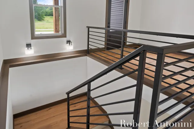 $660,000 | 6691 Egan Avenue Southeast, Caledonia, MI 49316