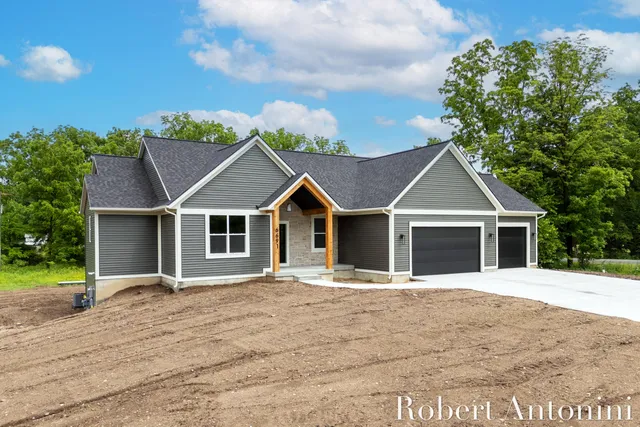 $660,000 | 6691 Egan Avenue Southeast, Caledonia, MI 49316