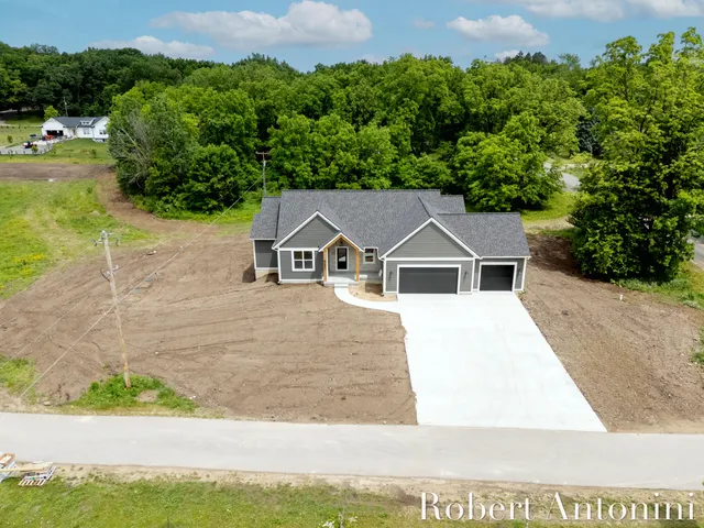 $660,000 | 6691 Egan Avenue Southeast, Caledonia, MI 49316