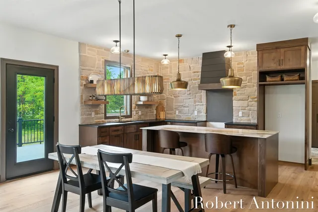 $660,000 | 6691 Egan Avenue Southeast, Caledonia, MI 49316