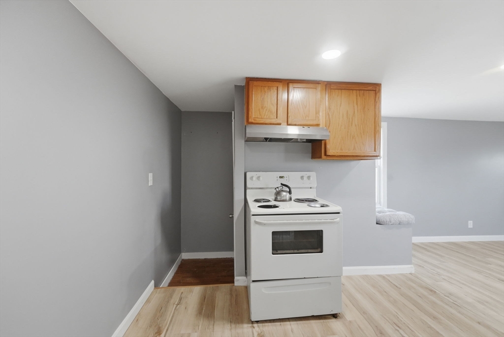 415 Anthony Street Fall River, MA 02721 - Photo 11 of 38