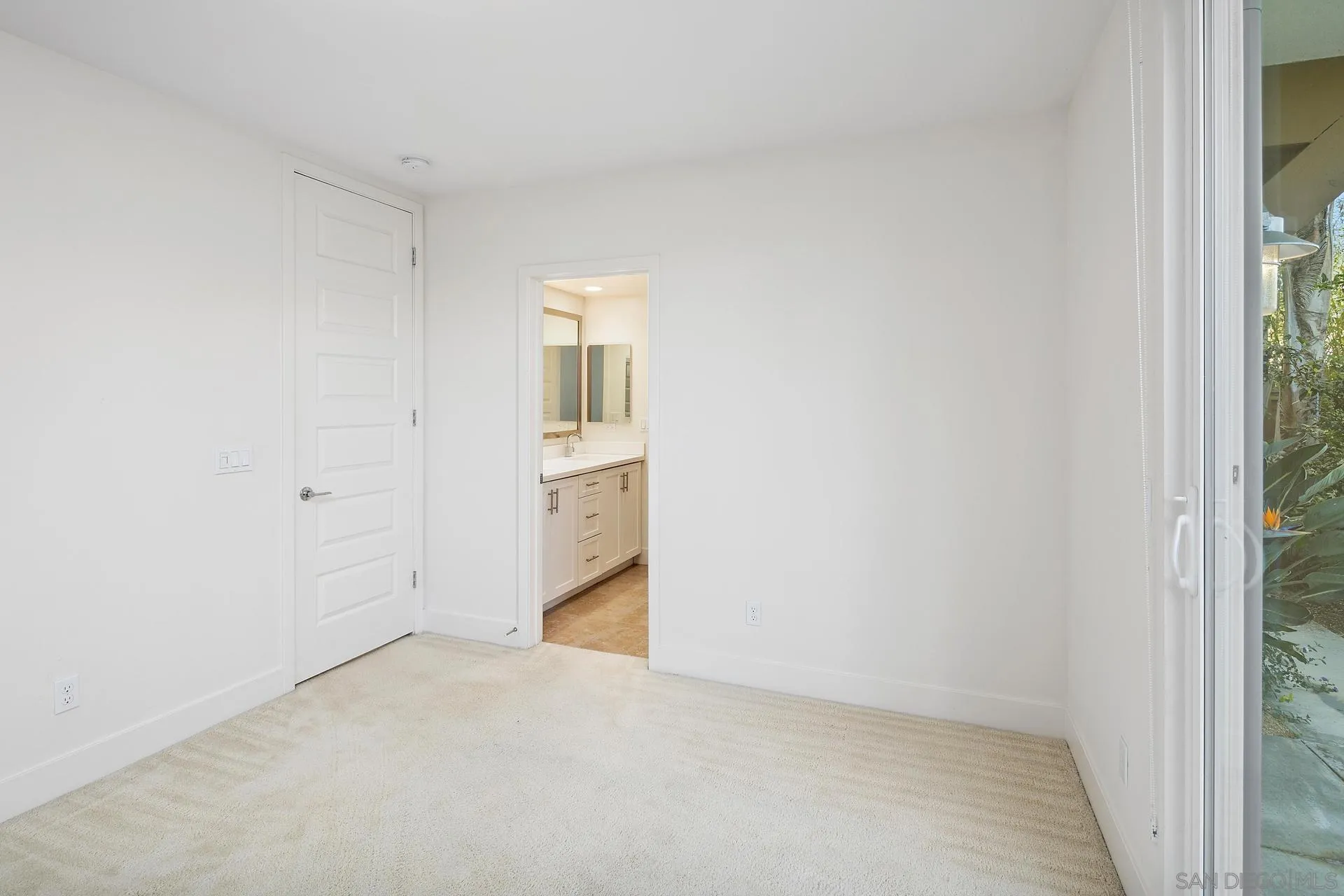 1935 North Vulcan Avenue Encinitas, CA 92024 - Photo 14 of 22