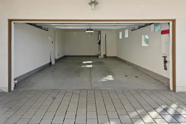 $6,250 | 1935 North Vulcan Avenue, Encinitas, CA 92024