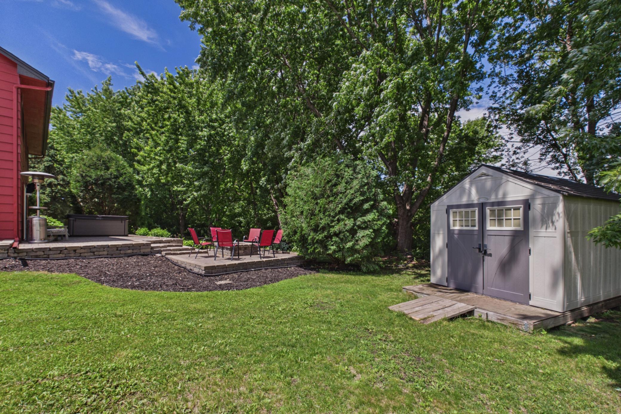 2208 Grimm Road Chaska, MN 55318 - Photo 27 of 31