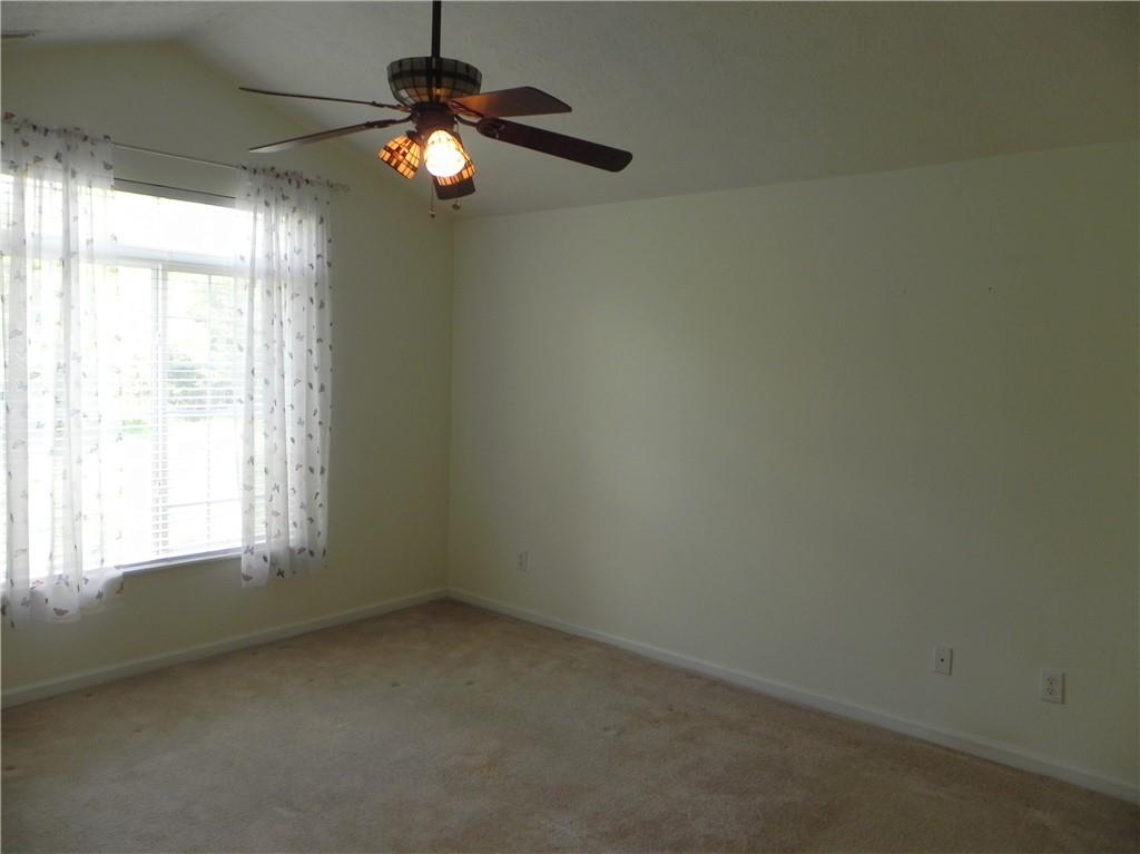 6553 Rainer Way Indianapolis, IN 46214 - Photo 9 of 17 Gallery Image 9