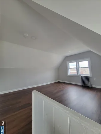 a view of empty room with window