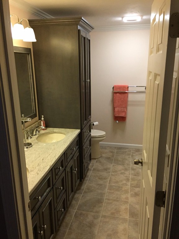 406 Treasure Island Road, Unit 406 Webster, MA 01570 - Photo 11 of 23