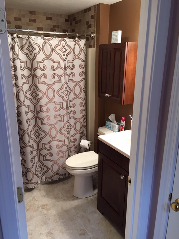 406 Treasure Island Road, Unit 406 Webster, MA 01570 - Photo 12 of 23