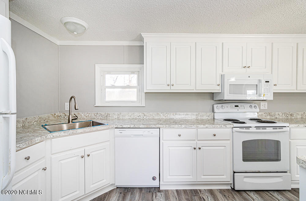 6936 Gourd Branch Road Lucama, NC 27851 - Photo 19 of 38 Kitchen 6