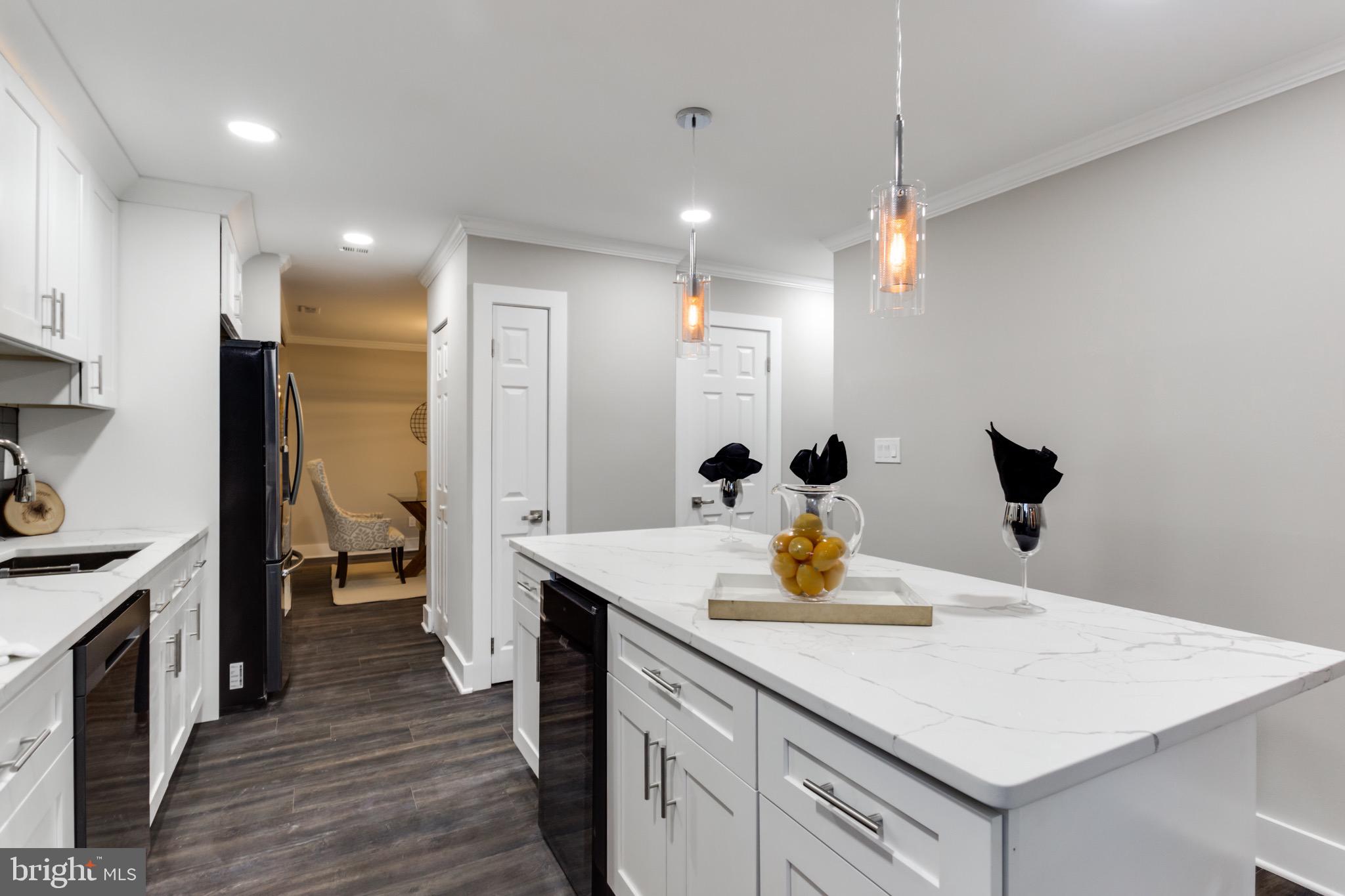 11138 Harbor Court Reston, VA 20191 - Photo 4 of 57