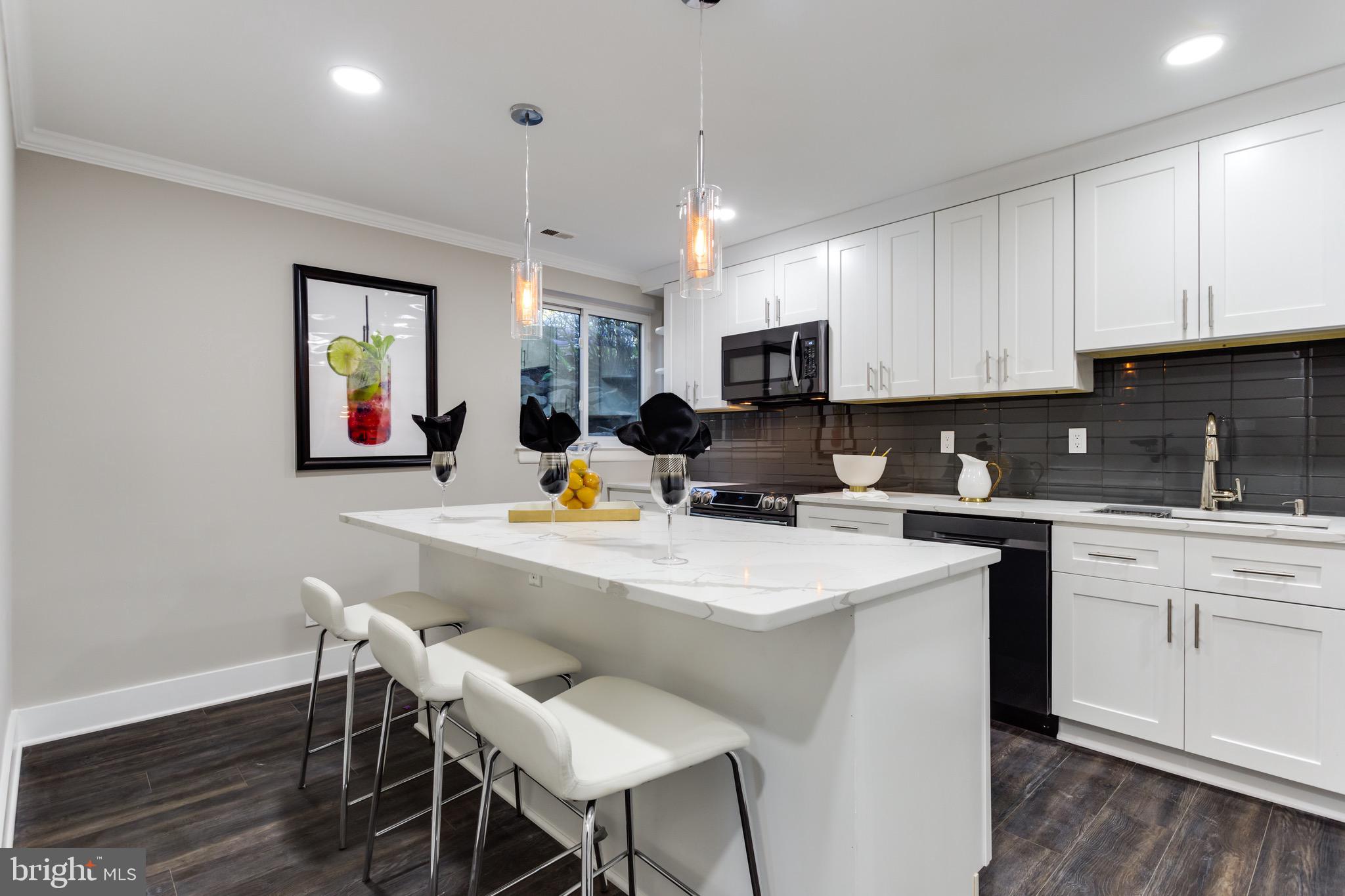 11138 Harbor Court Reston, VA 20191 - Photo 7 of 57