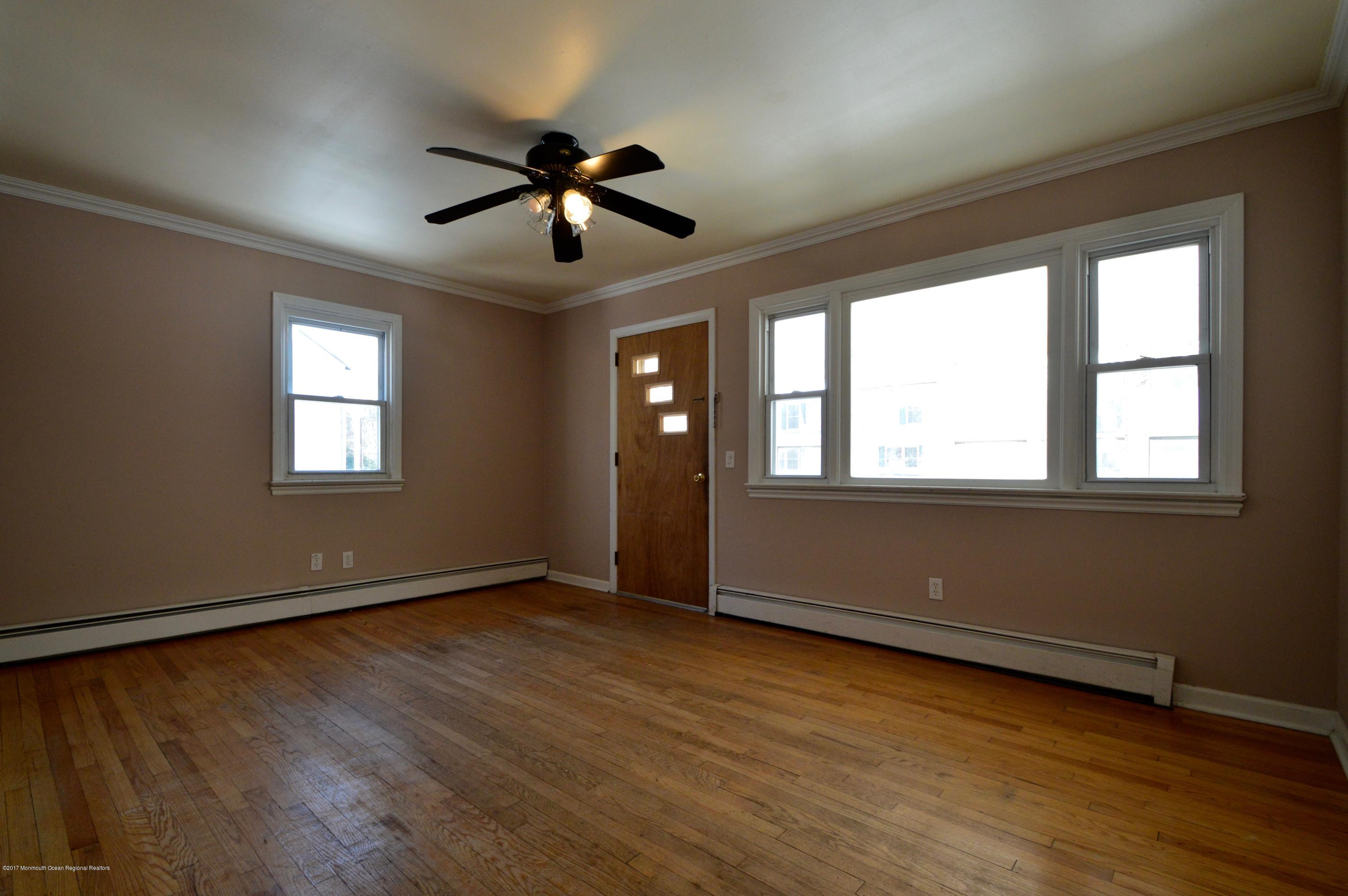 630 Ivanhoe Road Brick, NJ 08723 - Photo 5 of 13 DSC_0292