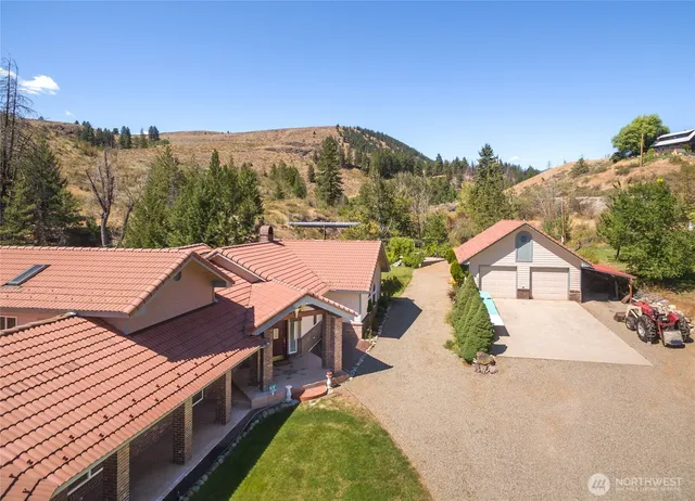 $1,199,000 | 572 B W Chewuch Road, Winthrop, WA 98862