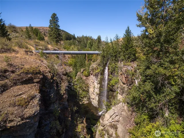 $1,199,000 | 572 B W Chewuch Road, Winthrop, WA 98862