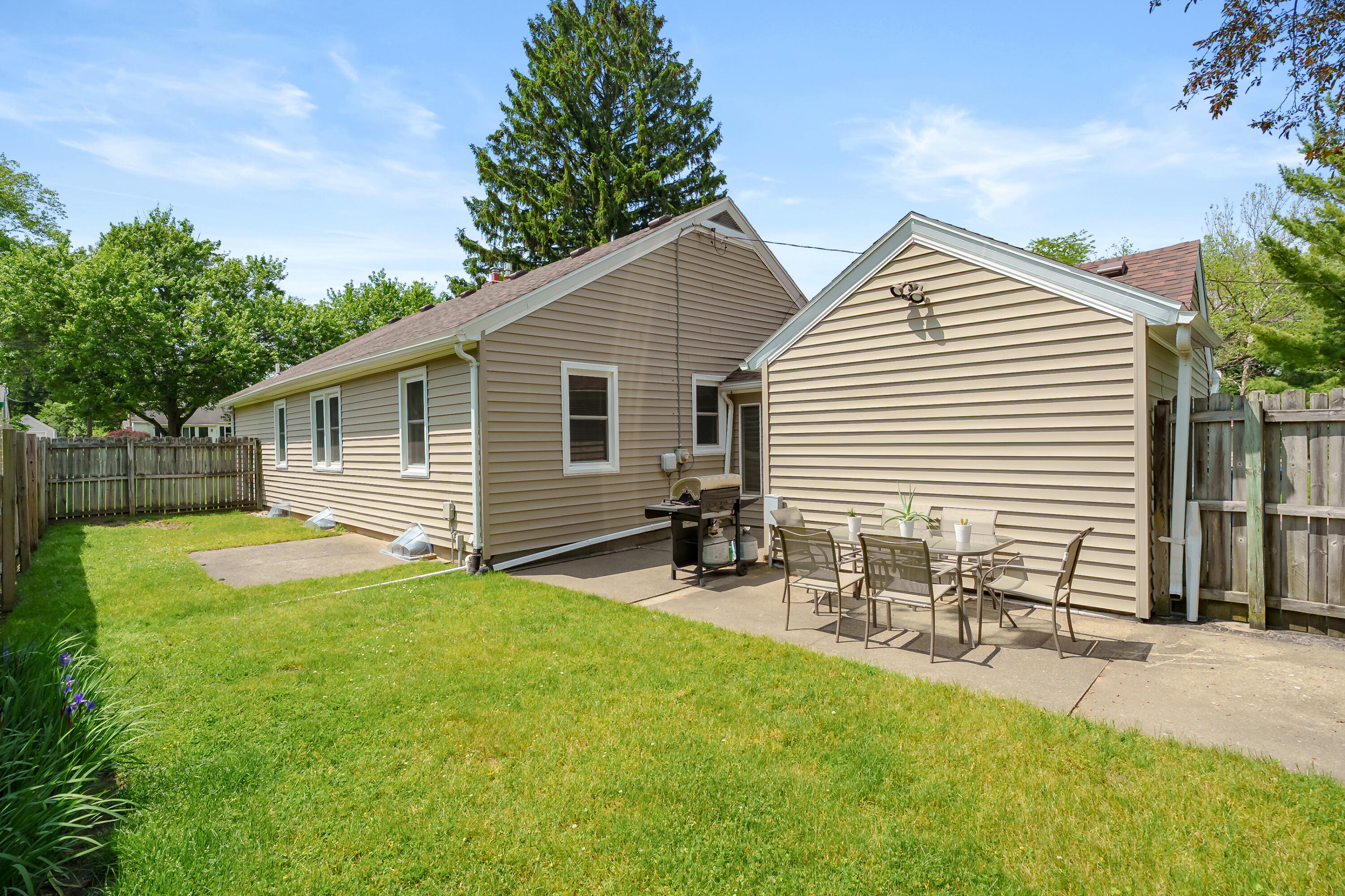 95 West Langley Road Battle Creek, MI 49015 - Photo 8 of 44 Langley Rd 95 Battle Creek 49015-43
