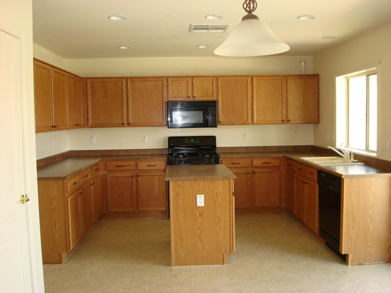 3477 East Hopkins Road Gilbert, AZ 85295 - Photo 5 of 20 Kitchen 2