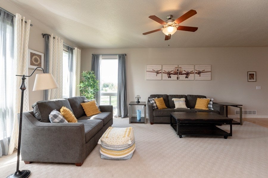 3365 Wild Rose Road Cedar Rapids, IA 52411 - Photo 5 of 28 Gallery Image 5