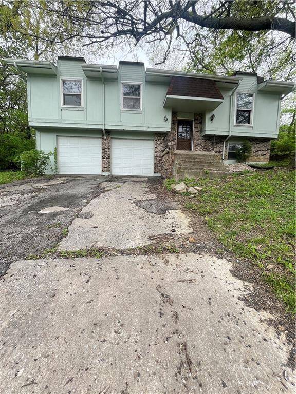 179 Southeast 431st Road Warrensburg, MO 64093 - Photo 1 of 15