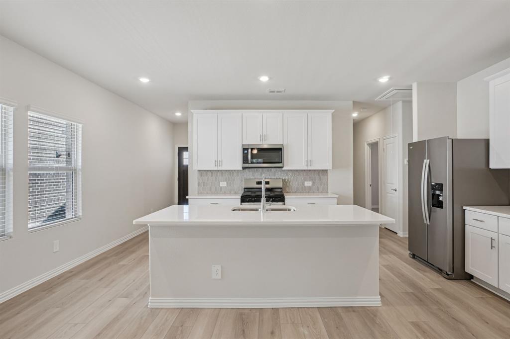 Photo is not of the actual home, but is an inspirational photo of builder’s model home and may depict options, furnishings, and/or decorator features that are not included.