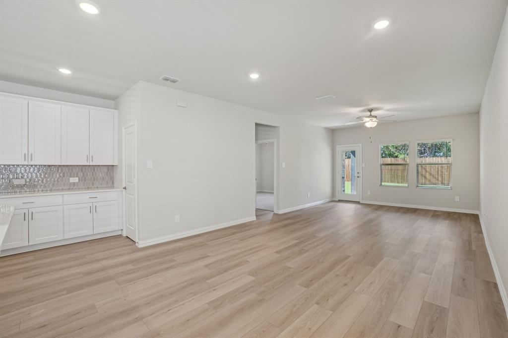 1633 Arches Road Anna, TX 75409 - Photo 14 of 29 Photo is not of the actual home, but is an inspirational photo of builder’s model home and may depict options, furnishings, and/or decorator features that are not included.