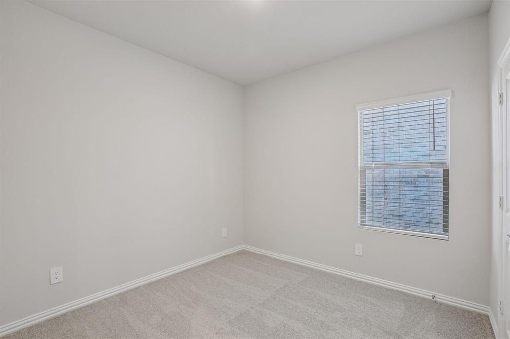 1633 Arches Road Anna, TX 75409 - Photo 19 of 29 Photo is not of the actual home, but is an inspirational photo of builder’s model home and may depict options, furnishings, and/or decorator features that are not included.