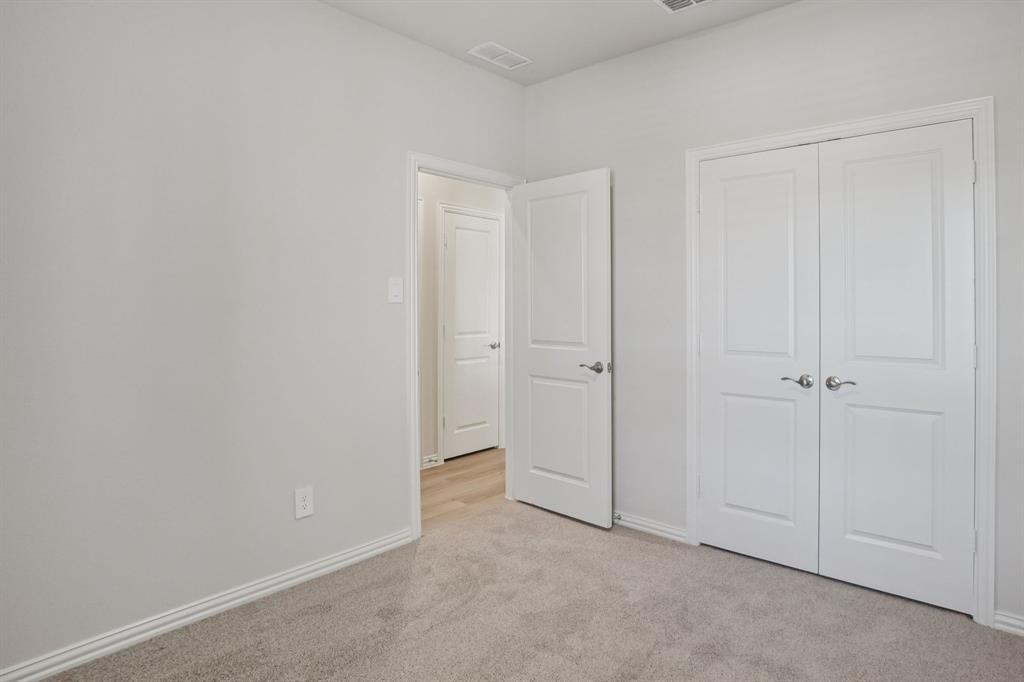 1633 Arches Road Anna, TX 75409 - Photo 22 of 29 Photo is not of the actual home, but is an inspirational photo of builder’s model home and may depict options, furnishings, and/or decorator features that are not included.