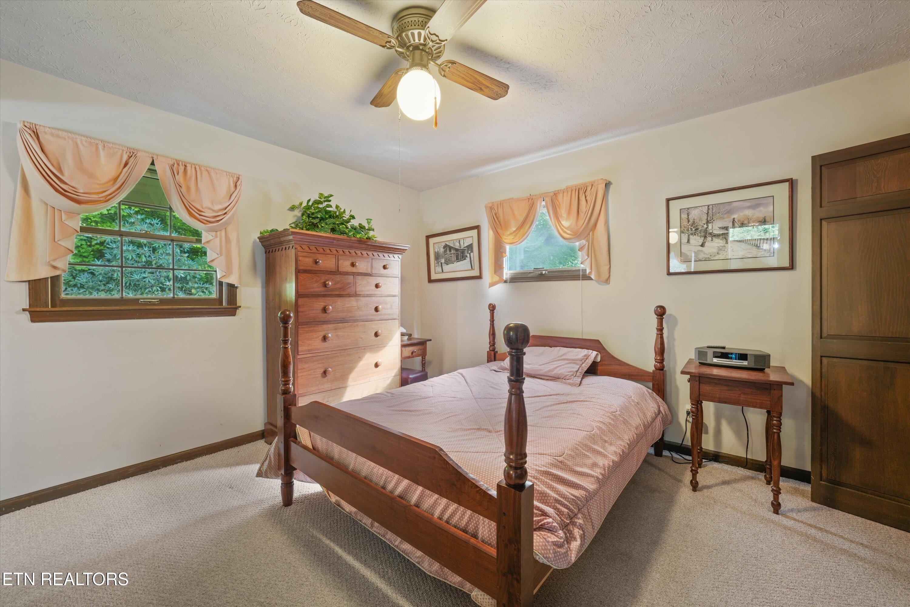 745 Blockhouse Valley Road Clinton, TN 37716 - Photo 16 of 58 19-745 Blockhouse Valley Rd54