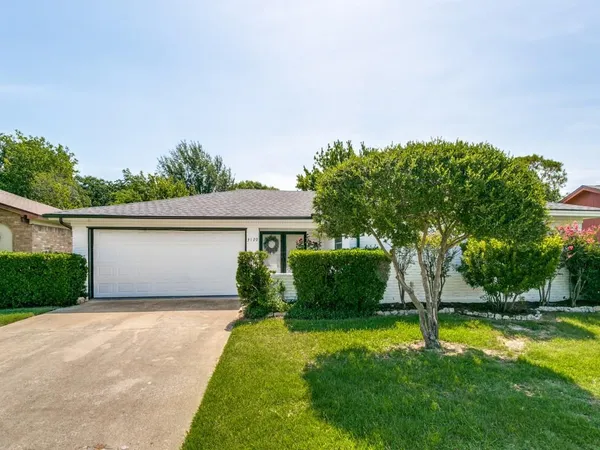 $378,000 | 3120 Spring Grove Drive, Bedford, TX 76021
