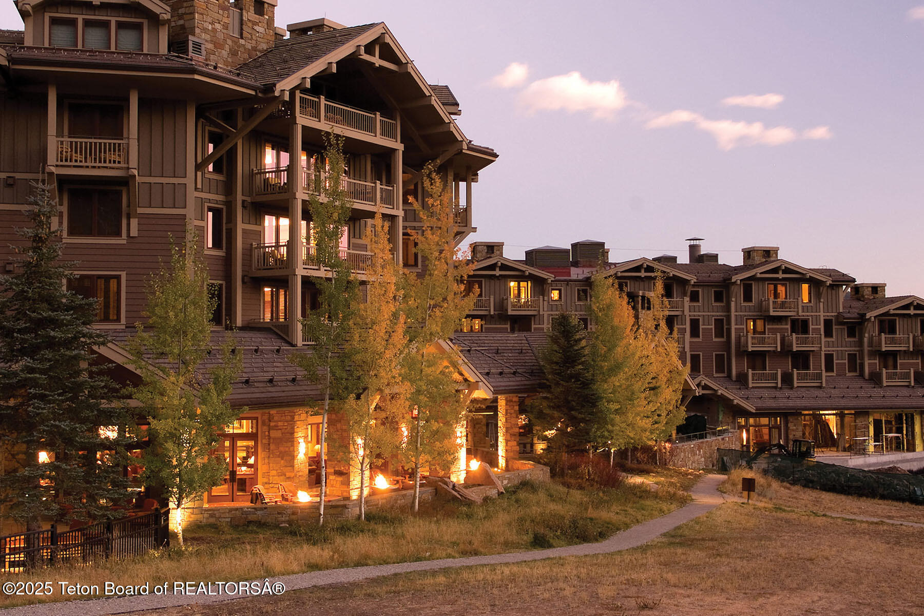 Exterior Four Seasons Slopeside