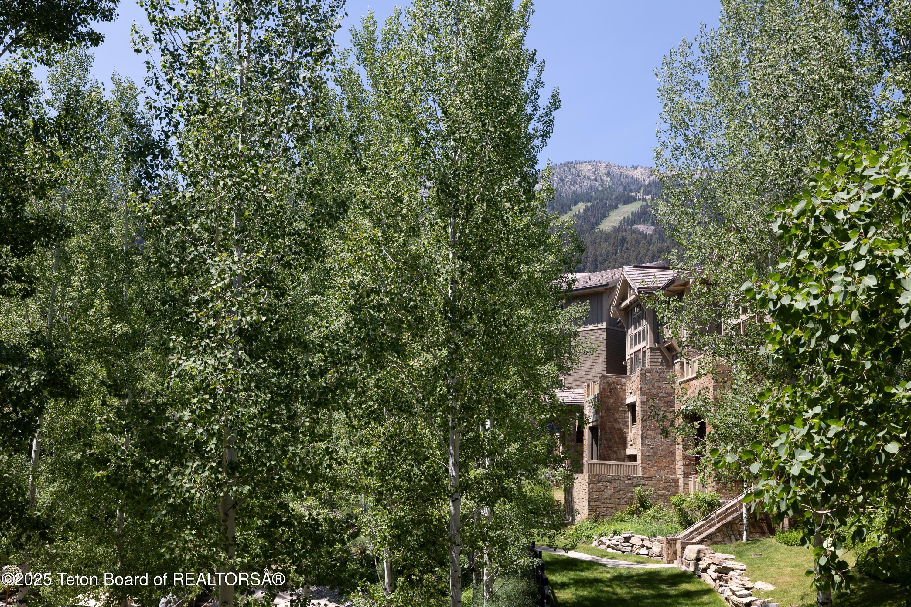 7680 Granite Loop Road, Unit 550 Teton Village, WY 83001 - Photo 9 of 13 Four Seasons