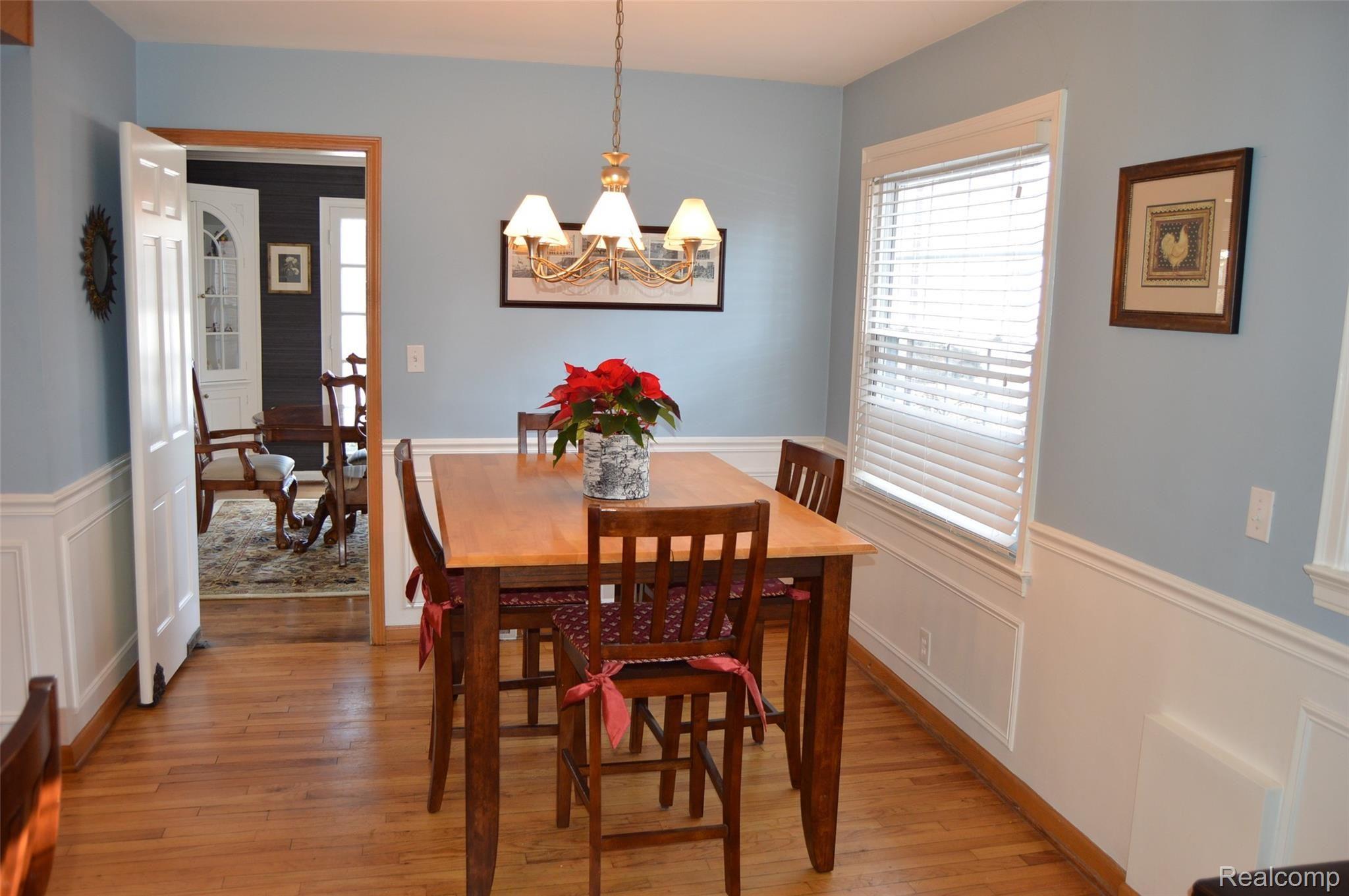 637 Middlesex Road Grosse Pointe, MI 48230 - Photo 10 of 44 DSC_0027.JPG