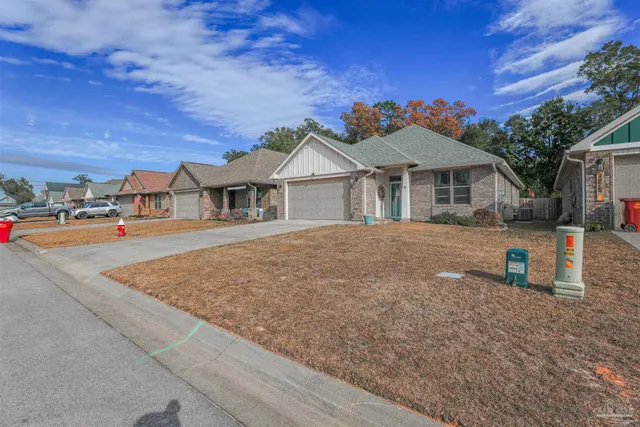 $309,000 | 3879 Shady Grove Drive, Pace, FL 32571