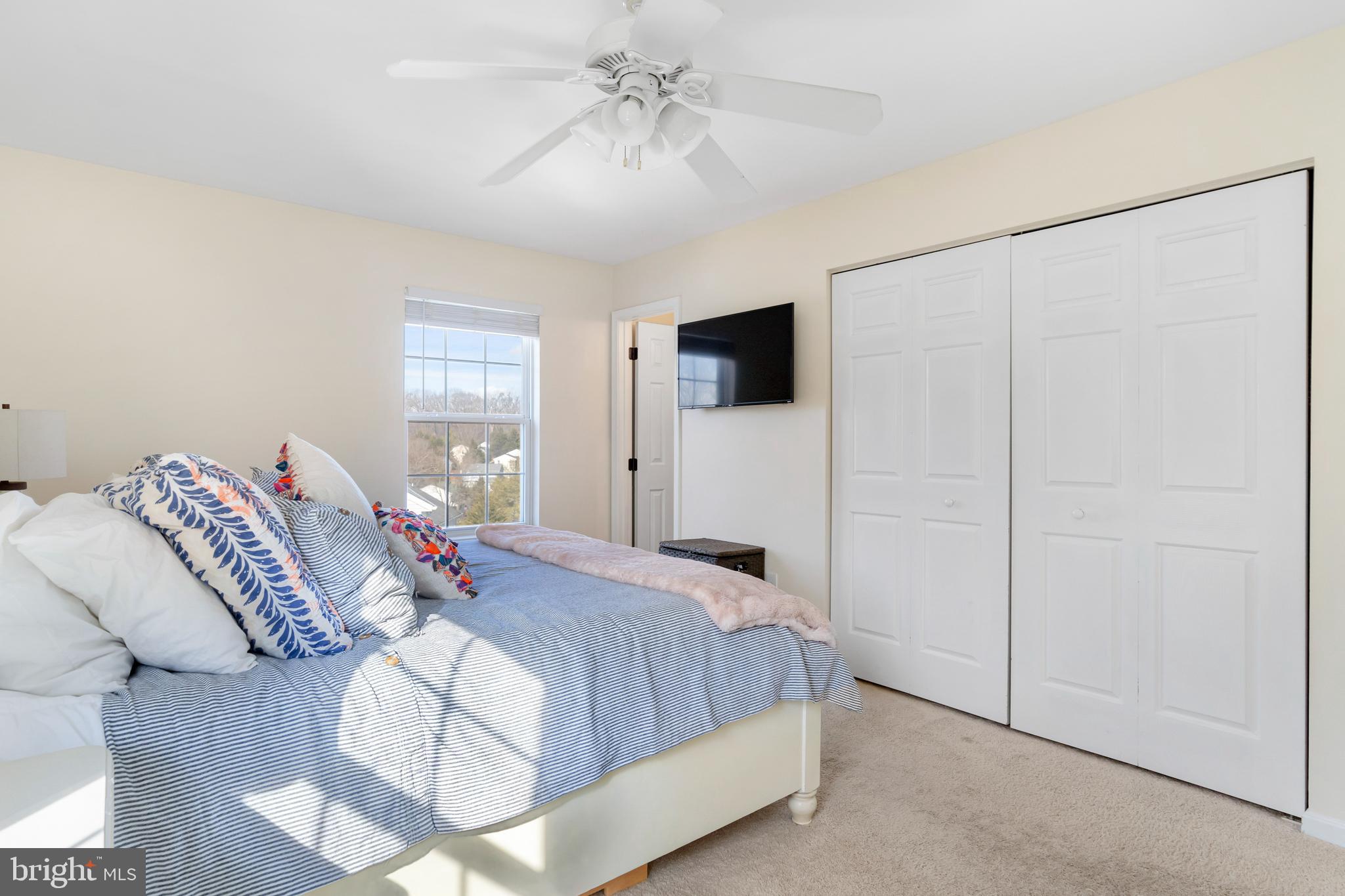 6598 Allen Road Sykesville, MD 21784 - Photo 17 of 46 Tons of Natural Light & Ceiling Fan