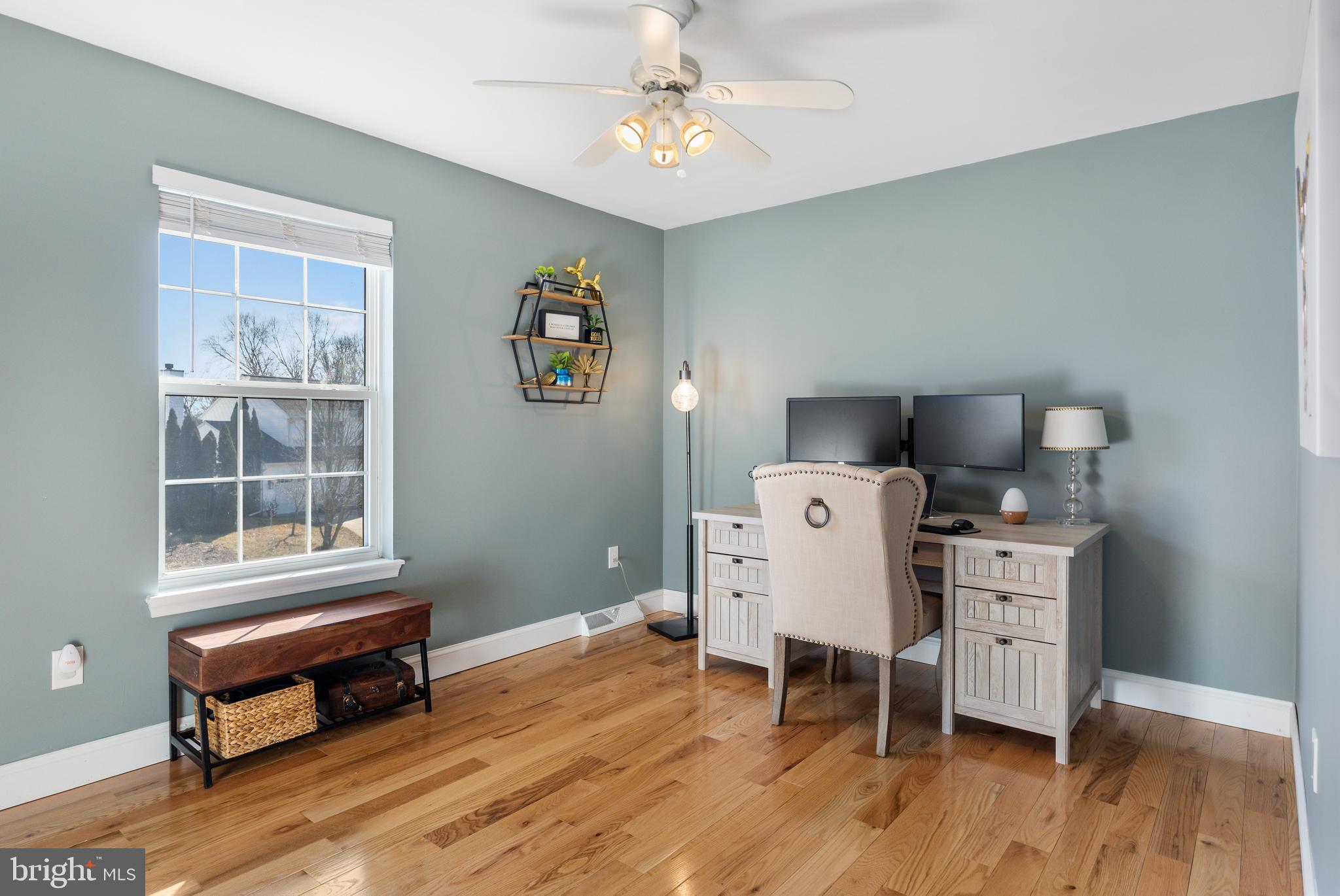 6598 Allen Road Sykesville, MD 21784 - Photo 24 of 46 Warm and Bright Bedroom